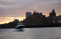 2012thamesworkboats002003.jpg
